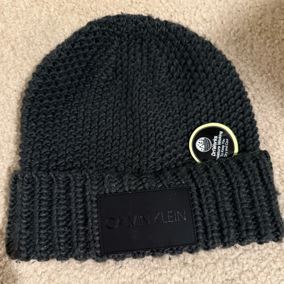 NWT Calvin Klein Black Knit Beanie - Picture 1 of 3